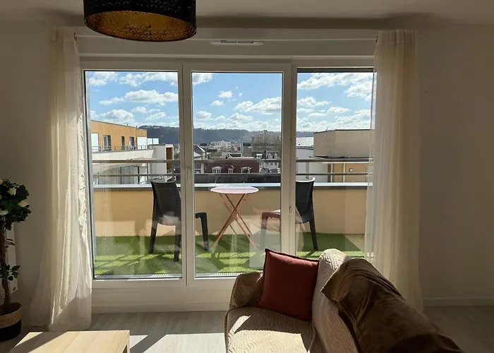 Apt Neuf Centre Saint-Sever